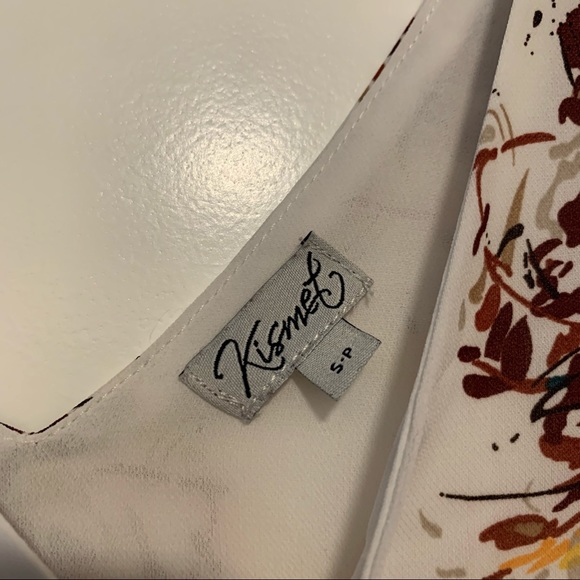 Kismet | Floral Flowy Tank Top - Picture 13 of 14